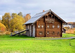Эксперты оценили срок службы деревянных домов
